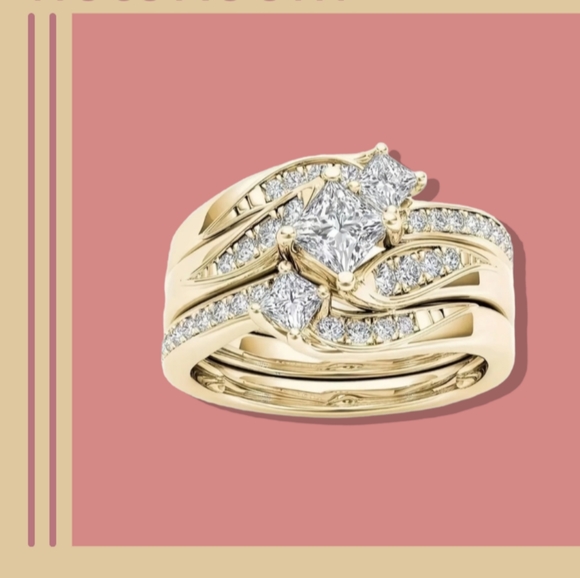 Princess-cut Diamond Bridal Set - Picture 12 of 16